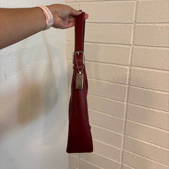 Covington red shoulder bag - Picture 2 of 11